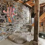 Feriehus 'гнездото', 'the Nest', Rhodope Mountains, Banite Vishnevo