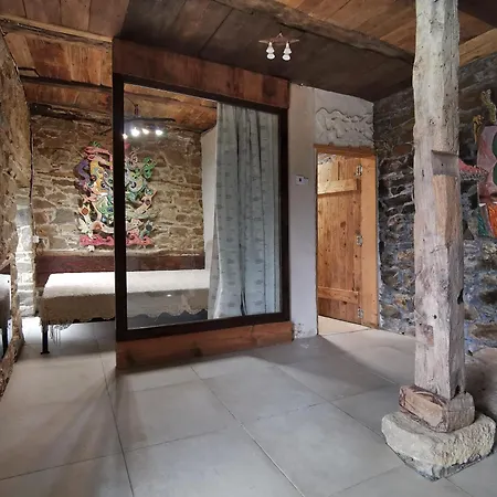 Ferienhaus 'гнездото', 'the Nest', Rhodope Mountains, Banite